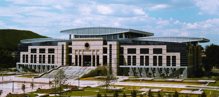 中央党校服务楼